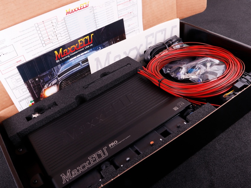 MaxxECU Pro Premium Kit